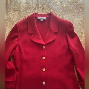 St John jacket in excellent condition